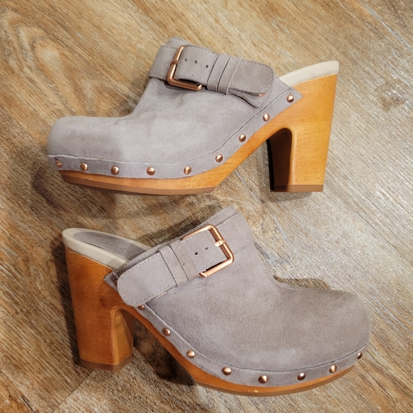 Jambu Shoes Jambu Neutral Color Slip On Mule Clogs Size 75 Poshmark